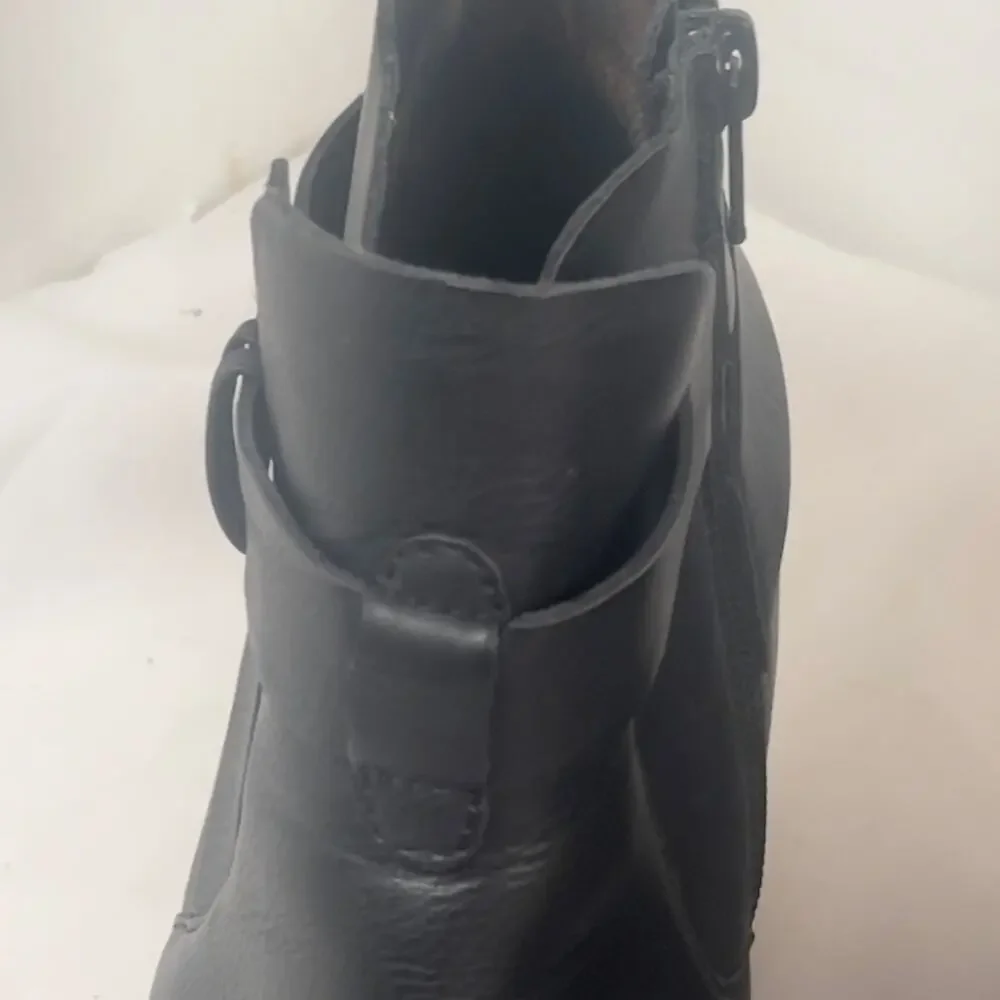 BlackFaux Leather Korks Trisha Platform Booties Adj Buckle Strap Womens 11M